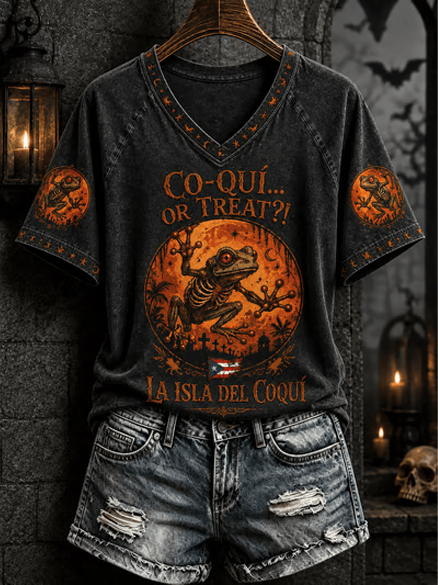 Puerto Rico Coqui Frog Halloween Black V-Neck Shirt Halloween Horror Nights Apparel Gift For Horror Fan - Gwh