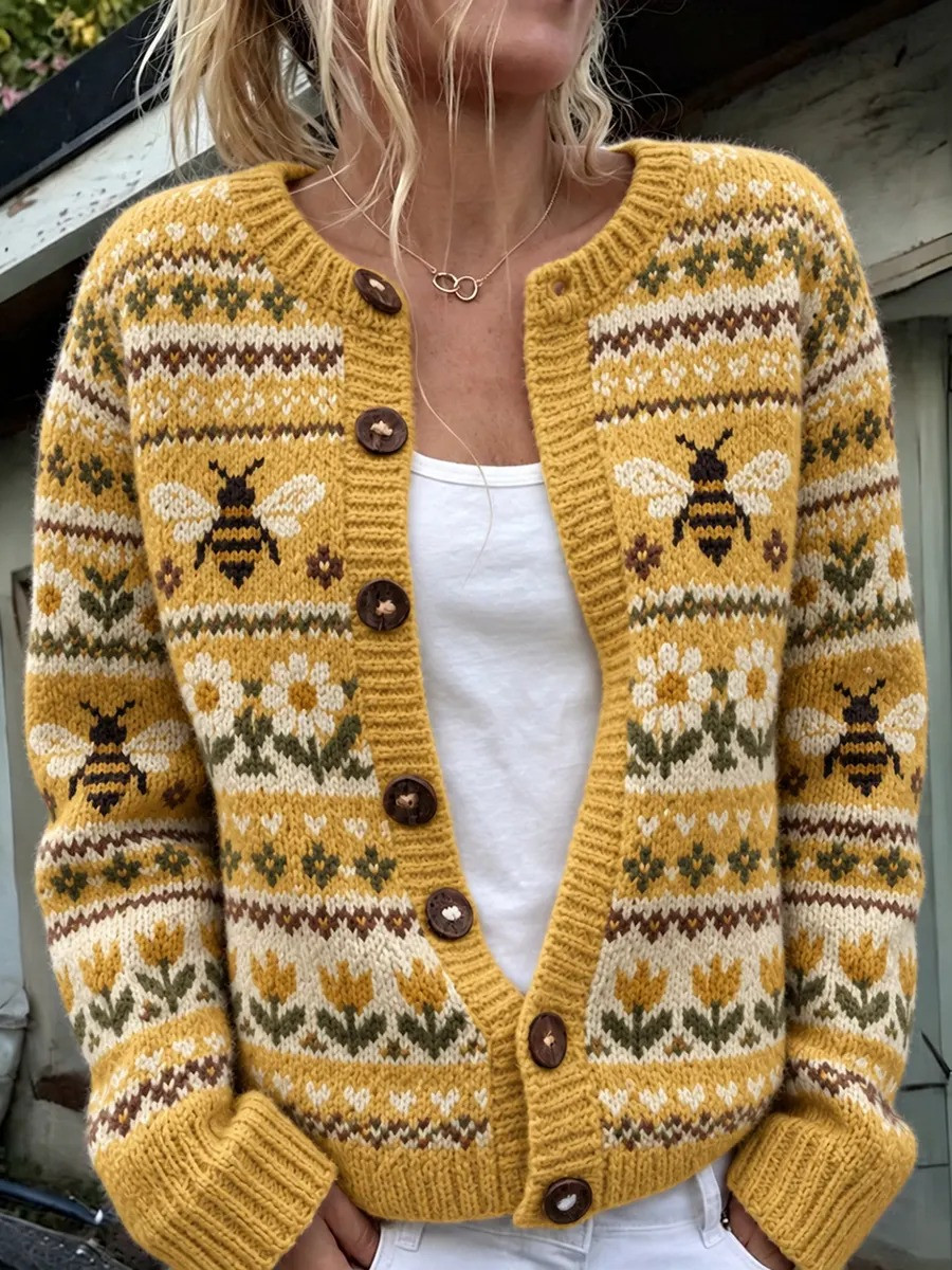 Vintage Farm Merch Bees Floral Pattern Cardigan Farmer Apparel Gift For Mom - GWH